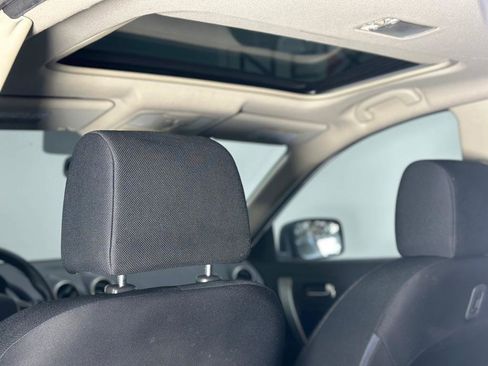 Used 2012 Nissan Rogue SV w/ Premium Pkg image 21