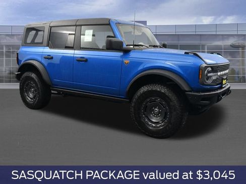 New 2025 Ford Bronco Badlands w/ Sasquatch Package AWD/4WD image 3