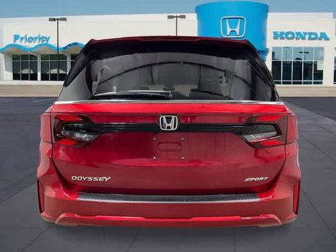 Used 2026 Honda Odyssey Sport-L image 4