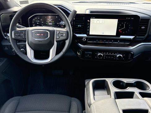 Used 2023 GMC Sierra 1500 Elevation image 2