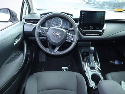 Used 2020 Toyota Corolla LE w/ Carpet Mat Package (TMS) FWD image 6