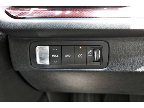 Used 2026 Chevrolet Traverse Z71 w/ LPO, Floor Liner Package AWD/4WD image 20