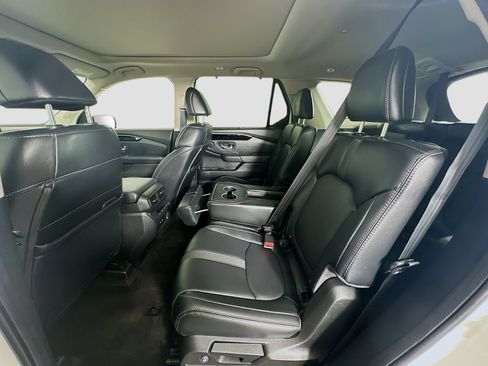 Used 2024 Honda Pilot Touring image 29