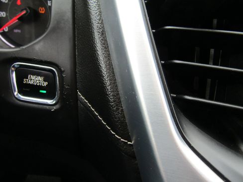 Used 2018 GMC Acadia SLT image 22