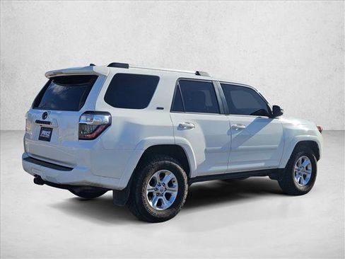 Used 2023 Toyota 4Runner SR5 Premium image 5