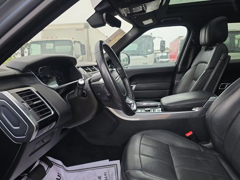Used 2019 Land Rover Range Rover Sport HSE AWD/4WD image 24