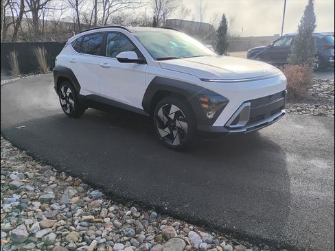 New 2026 Hyundai Kona Limited image 8