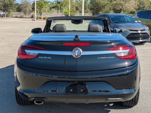 Used 2017 Buick Cascada Premium image 5