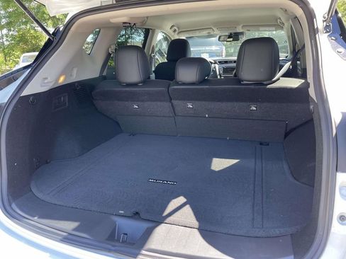 Used 2024 Nissan Murano SV w/ SV Midnight Edition Package FWD image 11