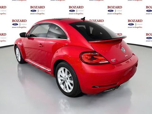 Used 2018 Volkswagen Beetle 2.0T SE FWD image 6