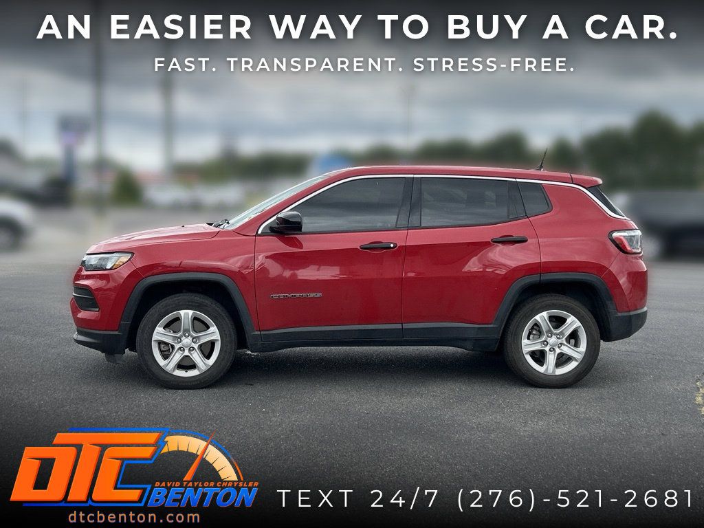 Used 2024 Jeep Compass Sport AWD/4WD image 3
