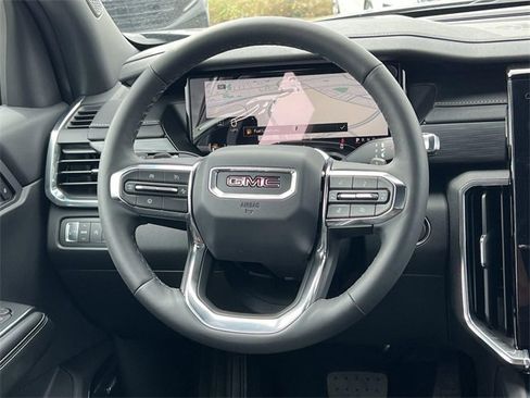 New 2025 GMC Acadia Elevation image 12