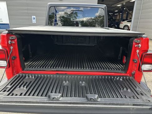 Used 2020 Jeep Gladiator Sport w/ Quick Order Package 24S AWD/4WD image 21