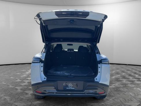 New 2025 Nissan Murano SL image 10