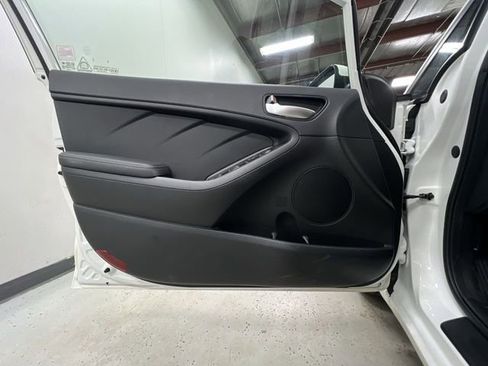 Used 2017 Kia Forte LX image 18