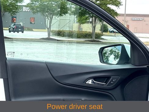 Used 2024 Chevrolet Equinox LT AWD/4WD image 7