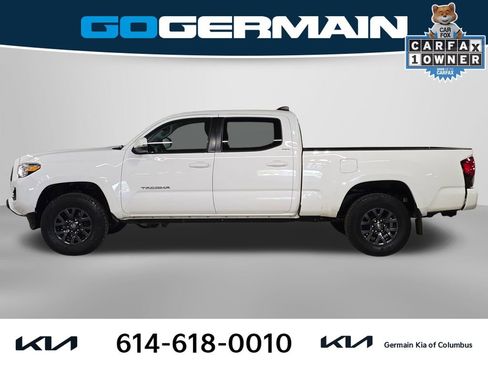 Used 2021 Toyota Tacoma SR5 w/ Technology Package AWD/4WD image 11