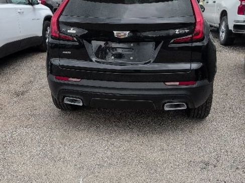 Used 2019 Cadillac XT4 Luxury w/ Cold Weather Package AWD/4WD image 5