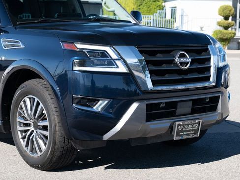 Used 2021 Nissan Armada SL w/ Captain's Chairs Package RWD image 9