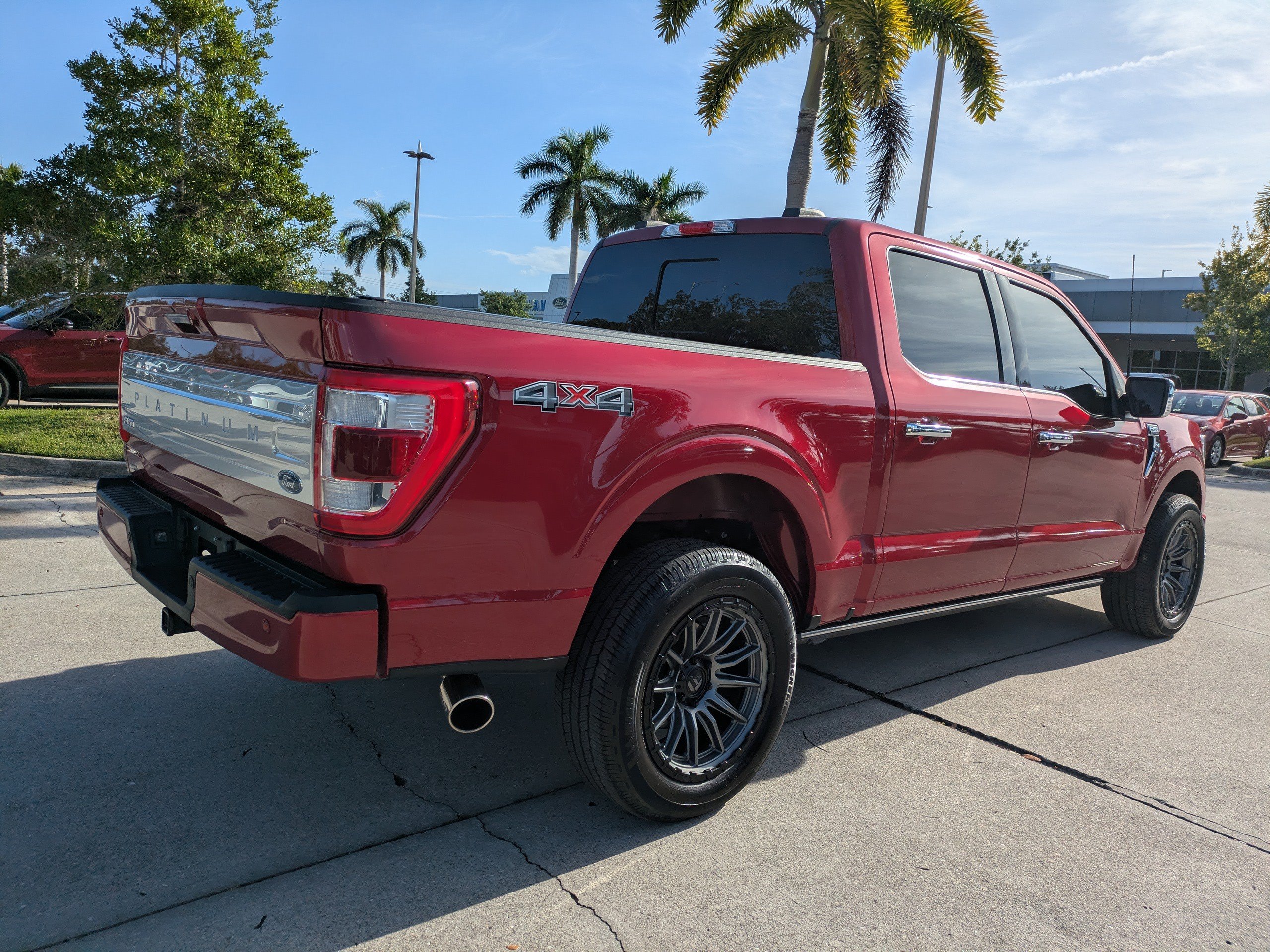 Used 2023 Ford F150 Platinum AWD/4WD image 4