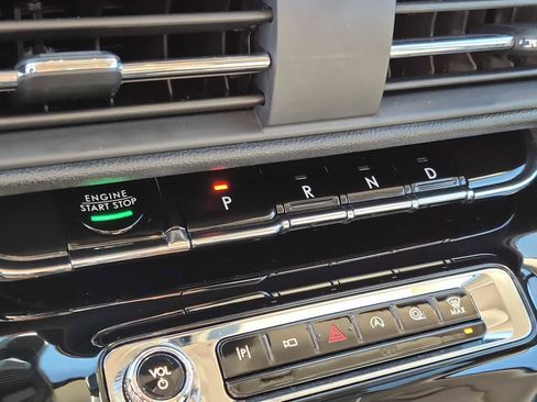 Used 2023 Lincoln Corsair Reserve w/ Jet Appearance Package image 24