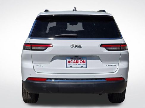 Used 2025 Jeep Grand Cherokee L Laredo image 17