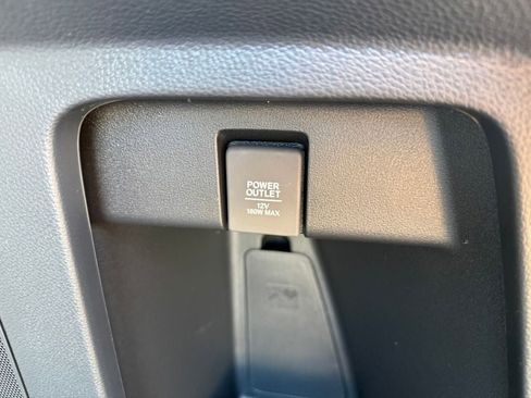 New 2026 Honda Odyssey Touring image 9