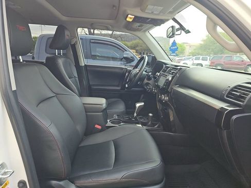 Used 2019 Toyota 4Runner TRD Off-Road Premium image 5