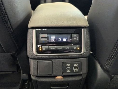 New 2026 Subaru Ascent Limited image 14