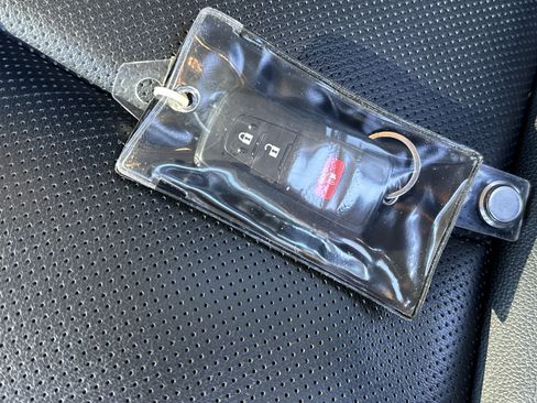 Used 2024 Toyota 4Runner Limited image 34