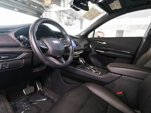 Used 2020 Cadillac XT4 Sport w/ Driver Awareness Package AWD/4WD image 4