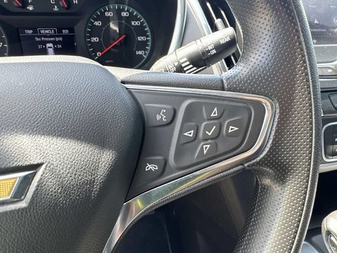 Used 2023 Chevrolet Equinox LS w/ LPO, Floor Liner Package FWD image 31