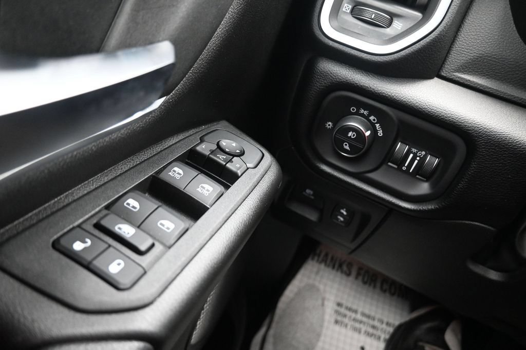 Used 2026 RAM 1500 Lone Star AWD/4WD image 9