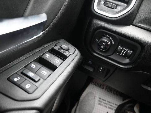 Used 2026 RAM 1500 Lone Star AWD/4WD image 9