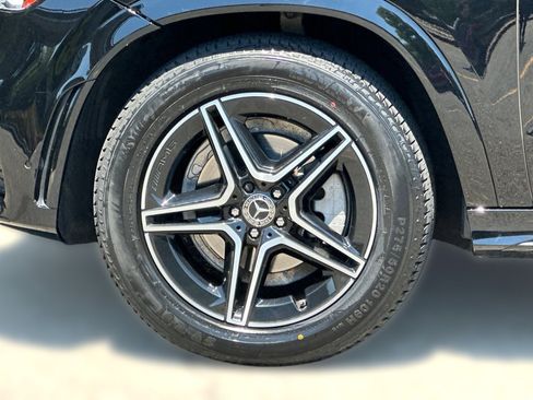 Used 2022 Mercedes-Benz GLE 350 4MATIC image 11