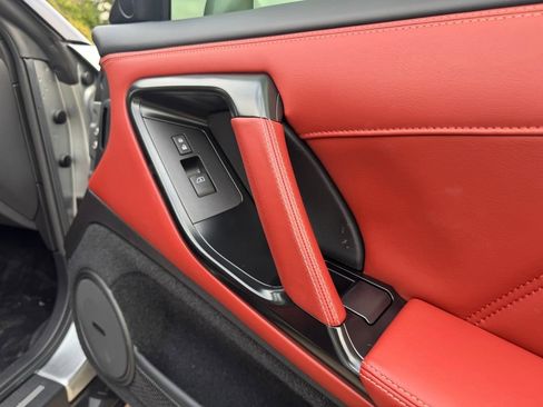 Used 2017 Nissan GT-R Premium w/ Premium Interior Package image 43