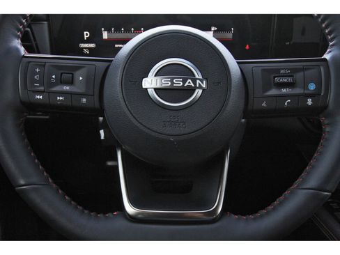 Certified 2025 Nissan Kicks SR w/ SR Premium Package image 17