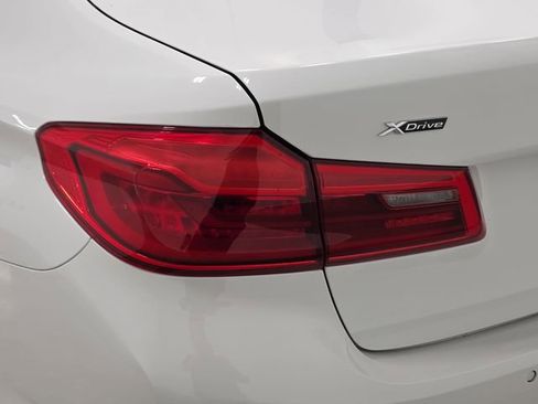 Used 2018 BMW 530i xDrive AWD/4WD image 33