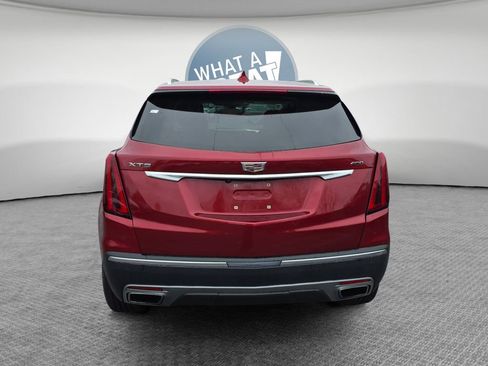 Used 2024 Cadillac XT5 Premium Luxury w/ LPO, Floor Liner Package FWD image 5