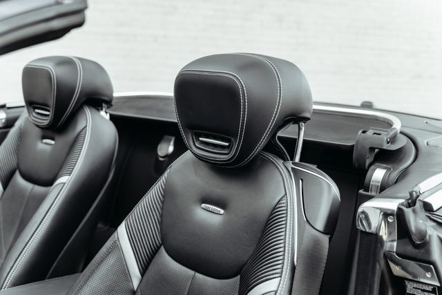 Used 2011 Mercedes-Benz SL 550 image 23