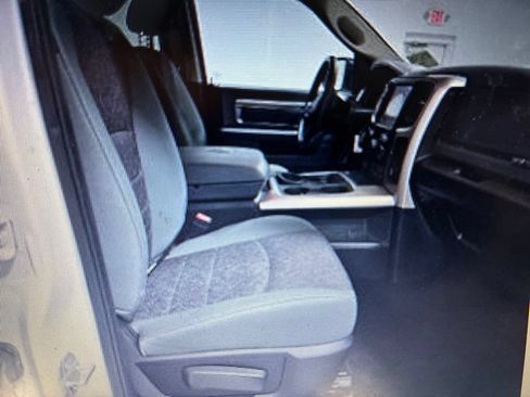 Used 2017 RAM 1500 Big Horn AWD/4WD image 8