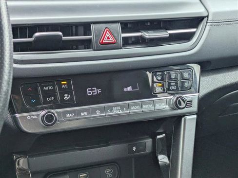 Used 2024 Kia Seltos SX AWD/4WD image 16