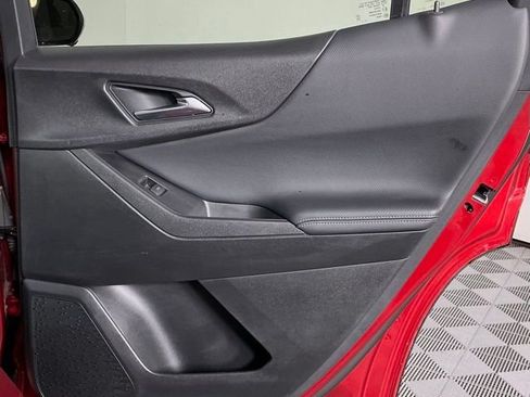 Used 2025 Chevrolet Equinox LT w/ Safety and Technology Package FWD image 28