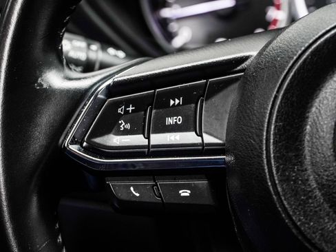 Used 2020 MAZDA CX-5 Touring FWD image 30