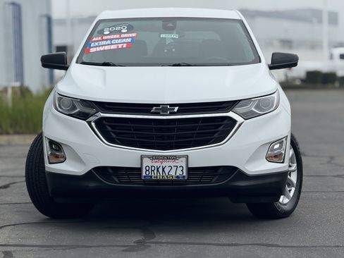 Certified 2020 Chevrolet Equinox LS w/ LS Convenience Package image 2