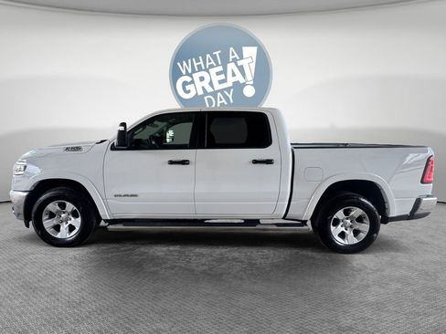 Used 2025 RAM 1500 Big Horn AWD/4WD image 7