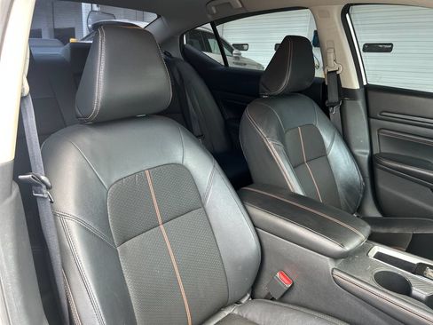 Used 2022 Nissan Altima 2.5 SR FWD image 14