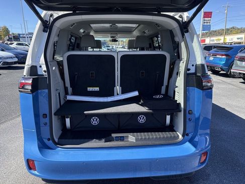 New 2025 Volkswagen ID. Buzz 1st Edition image 43