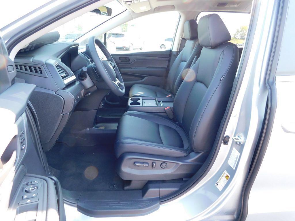 New 2027 Honda Odyssey EX-L image 13