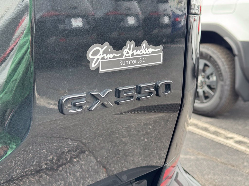 Used 2024 Lexus GX 550 w/ Accessory Package (31) AWD/4WD image 11